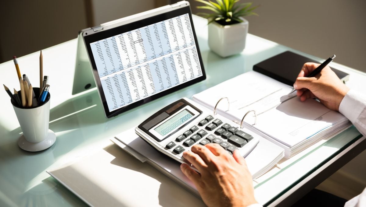 What’s Included in the Free vs Paid HubSpot Plans?